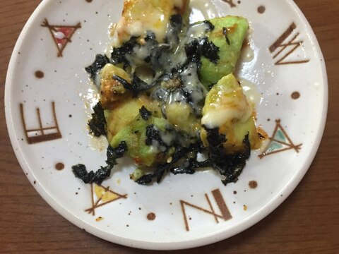 アボカドの韓国海苔チーズ